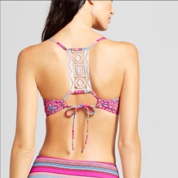 NWOT Shade & Shore Halter Push-up Bikini Top - Picture 2 of 12